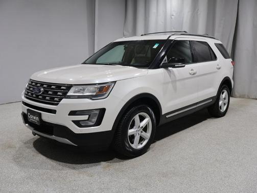 White Platinum Metallic Tri-Coat 2016 Ford Explorer XLT