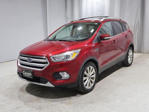 RUBY RED METALLIC TINTED CC 2017 Ford Escape Titanium