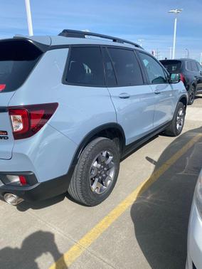 2023 Honda Passport AWD TrailSport