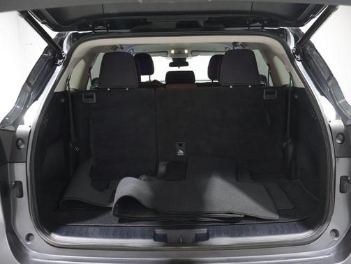 Magnetic Gray Metallic 2023 Toyota Highlander LE