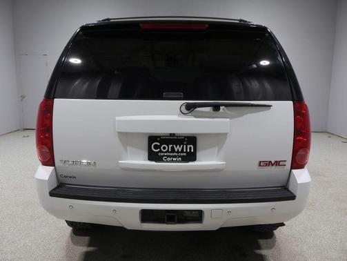 Summit White 2013 GMC Yukon SLT
