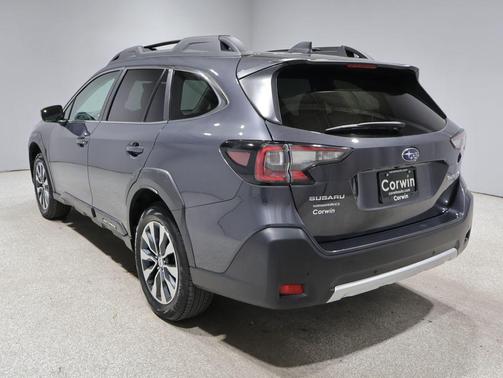 Magnetite Gray Metallic 2024 Subaru Outback Limited