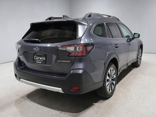 Magnetite Gray Metallic 2024 Subaru Outback Limited
