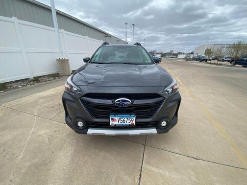 Magnetite Gray Metallic 2024 Subaru Outback Limited
