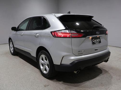 INGOT SILVER METALLIC 2019 Ford Edge SE