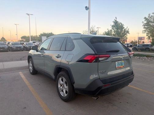 Lunar Rock 2019 Toyota RAV4 XLE