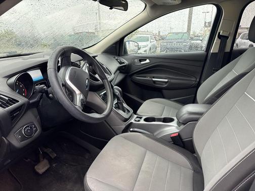 STERLING GRAY METALLIC 2014 Ford Escape SE