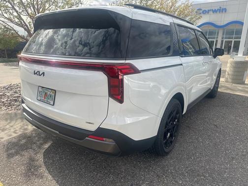2025 Kia Carnival Hybrid SX