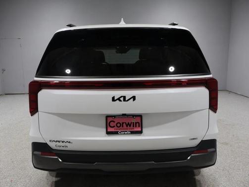 2025 Kia Carnival Hybrid SX