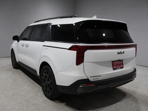 2025 Kia Carnival Hybrid SX