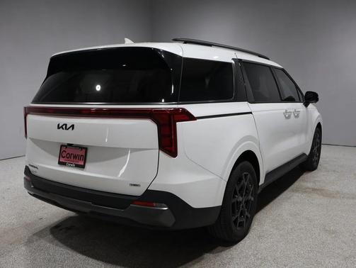 2025 Kia Carnival Hybrid SX