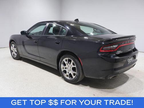 Pitch Black 2015 Dodge Charger SXT