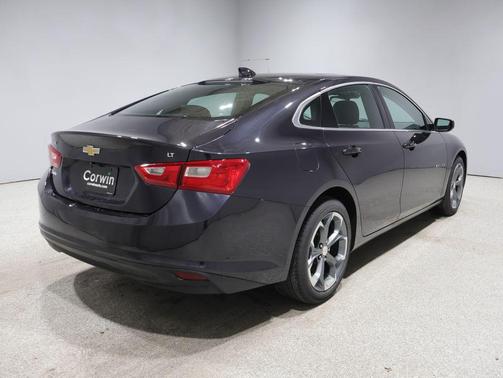 Dark Ash Metallic 2023 Chevrolet Malibu FWD 1LT