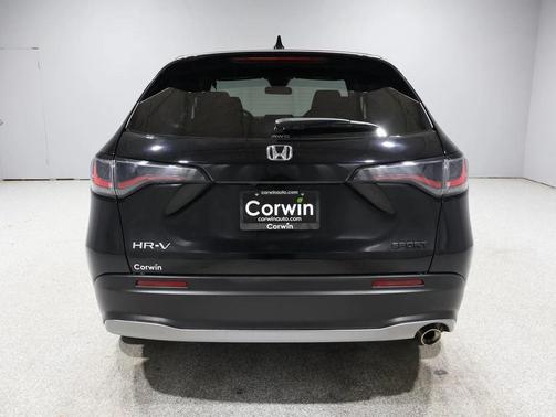 2025 Honda HR-V AWD Sport