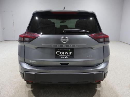 Gun Metallic 2025 Nissan Rogue SV