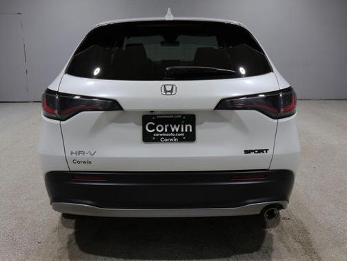 Platinum White Pearl 2023 Honda HR-V AWD Sport