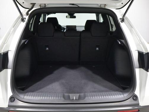 Platinum White Pearl 2023 Honda HR-V AWD Sport