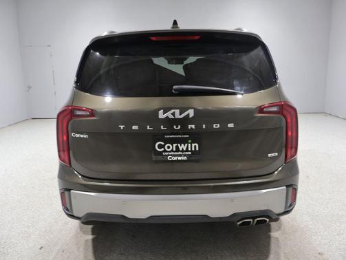 Dark Moss 2025 Kia Telluride S