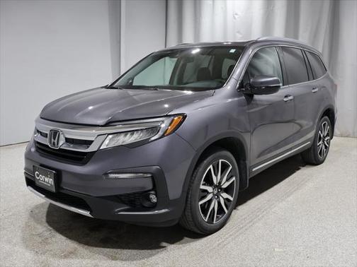 2022 Honda Pilot Touring 8-Passenger