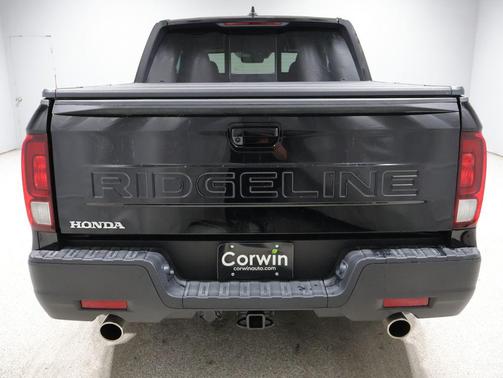 Crystal Black Pearl 2026 Honda Ridgeline RTL