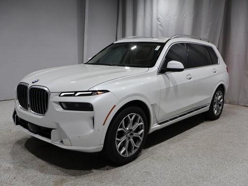 2023 BMW X7 xDrive40i