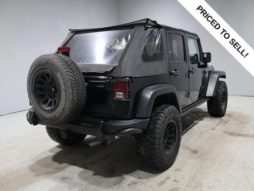 2013 Jeep Wrangler Unlimited Sahara