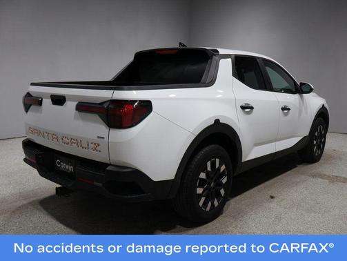 2025 Hyundai SANTA CRUZ SE
