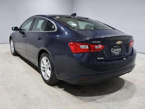 2017 Chevrolet Malibu 1LT