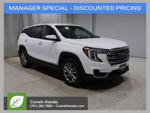 Summit White 2024 GMC Terrain SLT