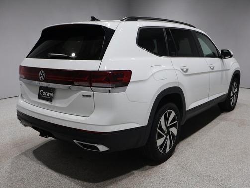 2024 Volkswagen Atlas 2.0T SE w/Technology 4MOTION