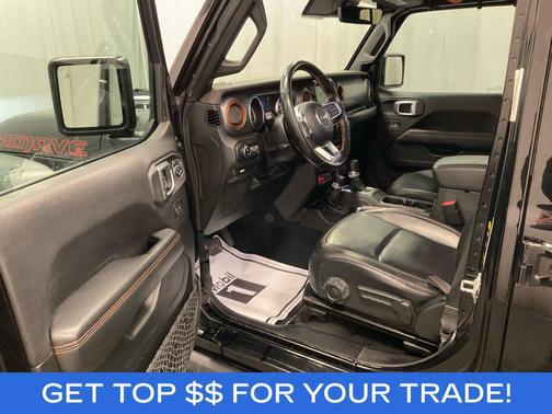 Black 2020 Jeep Gladiator Mojave