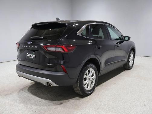 AGATE BLACK METALLIC 2023 Ford Escape Active
