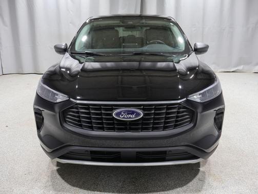 AGATE BLACK METALLIC 2023 Ford Escape Active