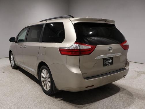 2017 Toyota Sienna Limited
