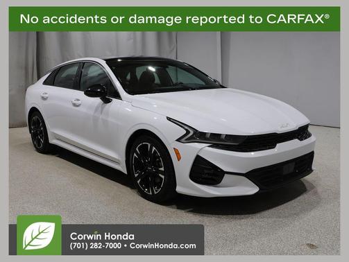 Glacial White Pearl 2022 Kia K5 GT-Line