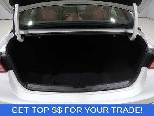 Glacial White Pearl 2022 Kia K5 GT-Line