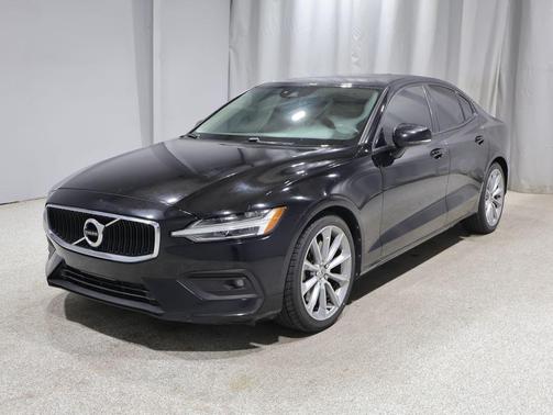 Black Stone 2021 Volvo S60 T6 Momentum