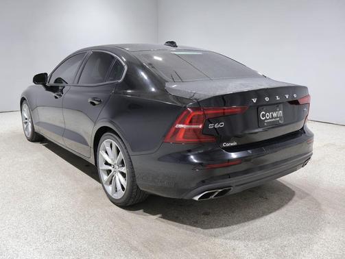 Black Stone 2021 Volvo S60 T6 Momentum