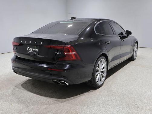 Black Stone 2021 Volvo S60 T6 Momentum