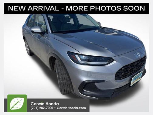 Lunar Silver 2024 Honda HR-V LX