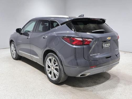 Iron Gray Metallic 2022 Chevrolet Blazer Premier