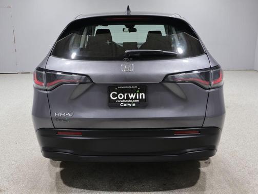 Modern Steel Metallic 2025 Honda HR-V LX