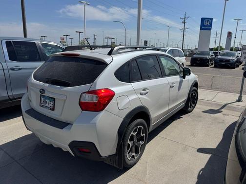 Satin White Pearl 2013 Subaru XV Crosstrek 2.0i Premium
