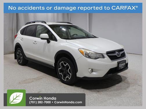 Satin White Pearl 2013 Subaru XV Crosstrek 2.0i Premium