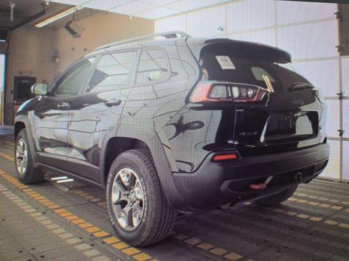 Diamond Black Crystal Pearl 2019 Jeep Cherokee Trailhawk Elite
