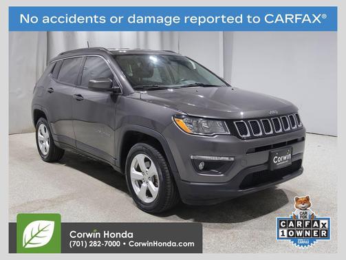 Granite Crystal Metallic Clearcoat 2018 Jeep Compass Latitude