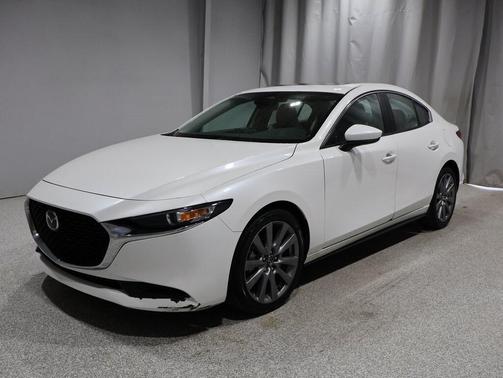 2025 Mazda Mazda3 FWD w/Preferred Package