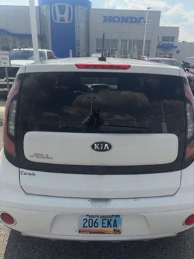 Clear White 2017 Kia Soul +