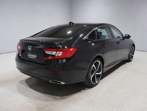 Crystal Black Pearl 2018 Honda Accord Sport 2.0T