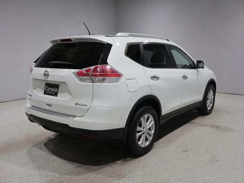 Glacier White 2016 Nissan Rogue SV